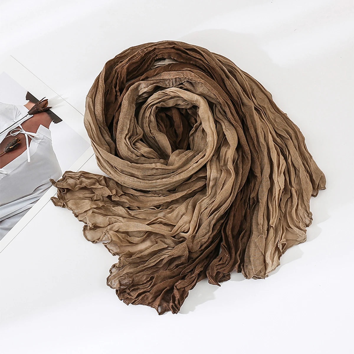 Gradient Linen Travel Scarf