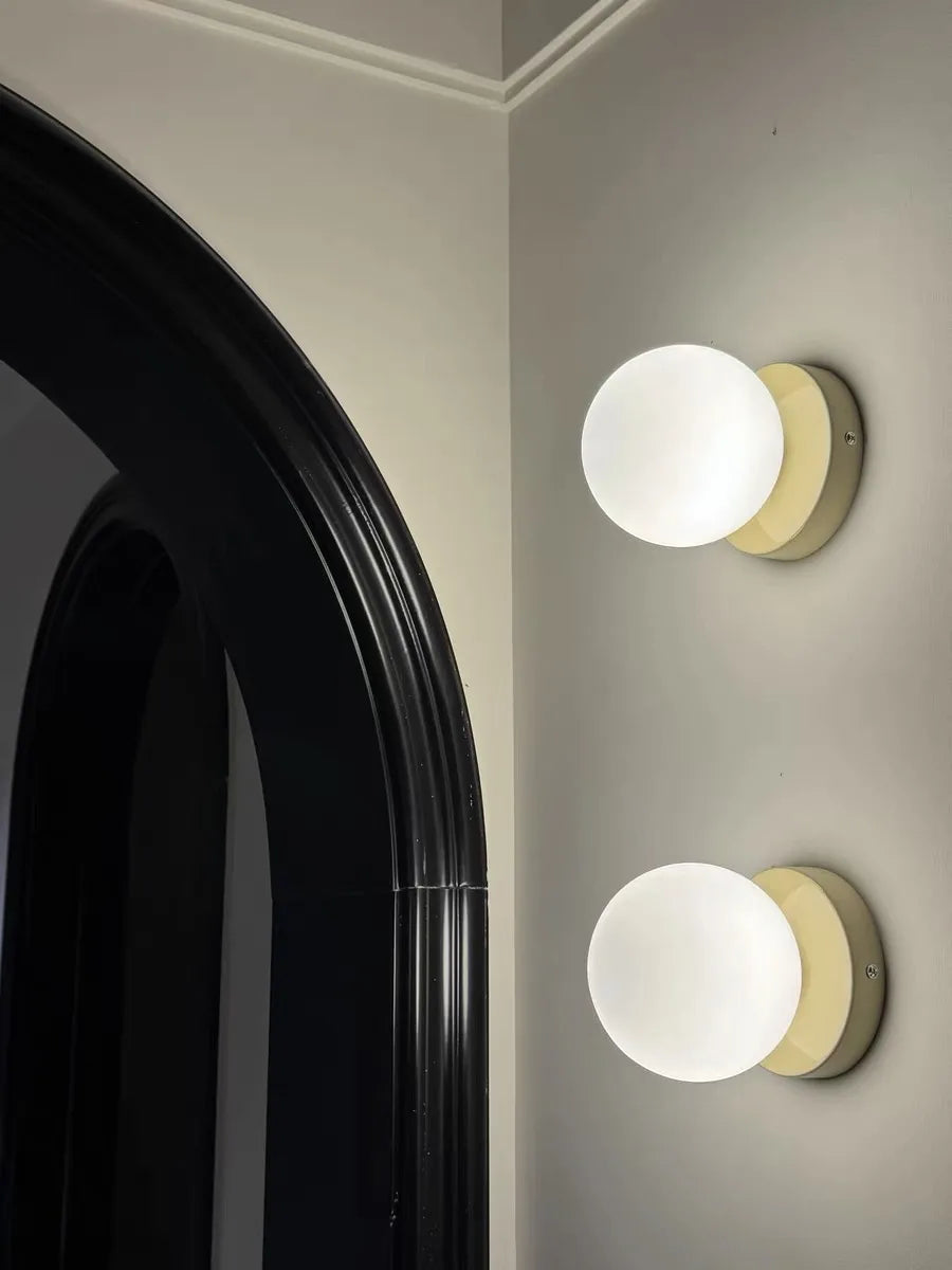 Macaron Ball Wall Lamp