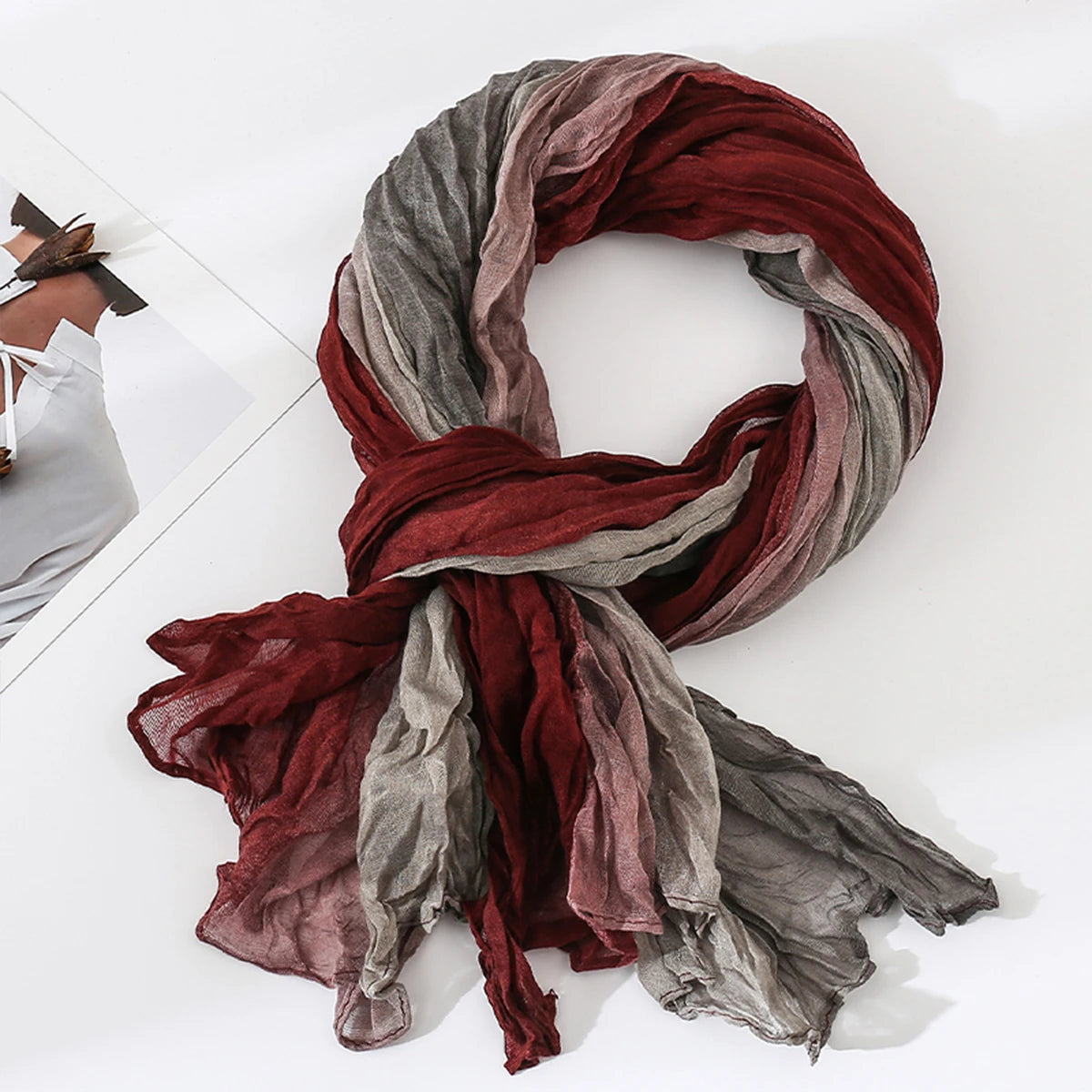 Gradient Linen Travel Scarf