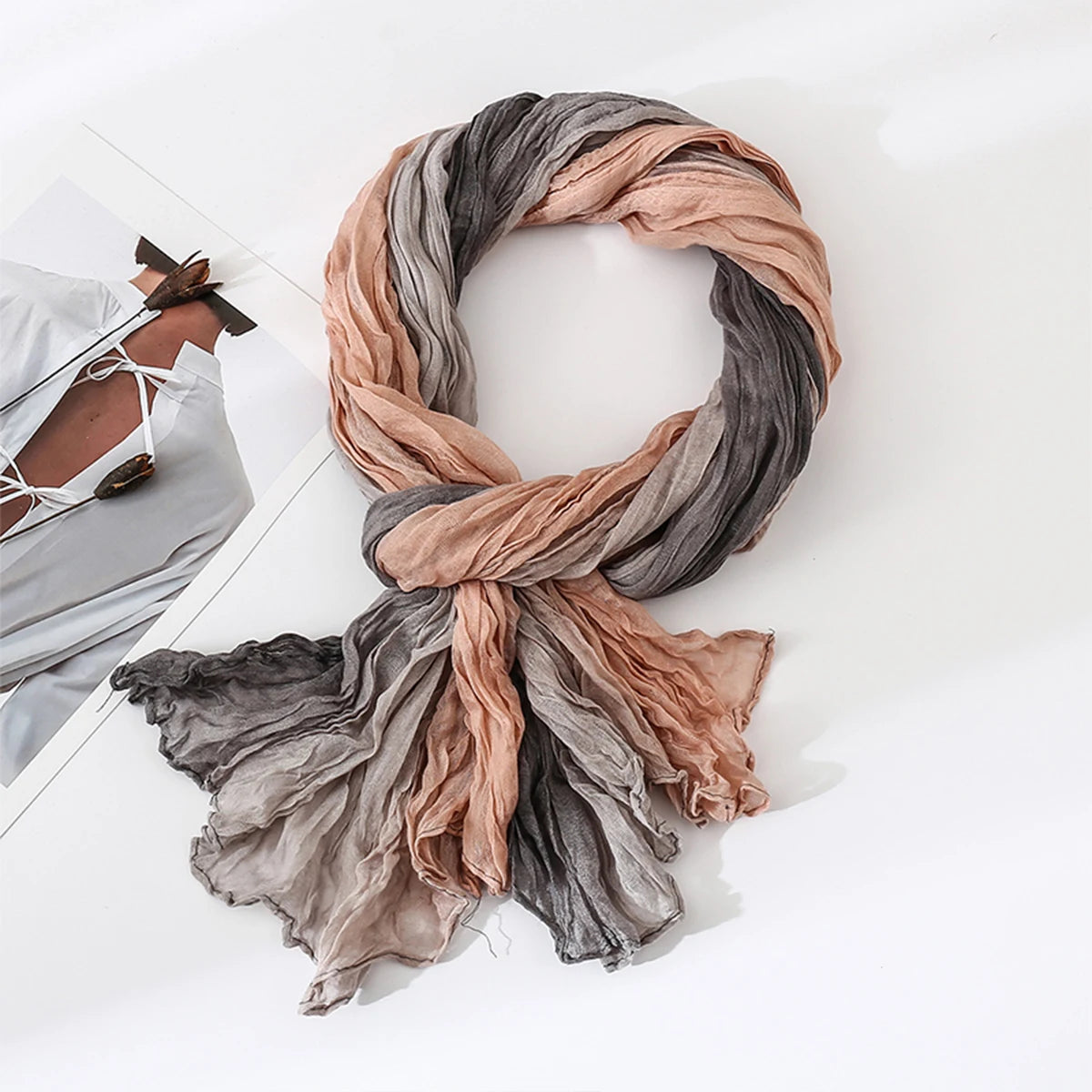 Gradient Linen Travel Scarf
