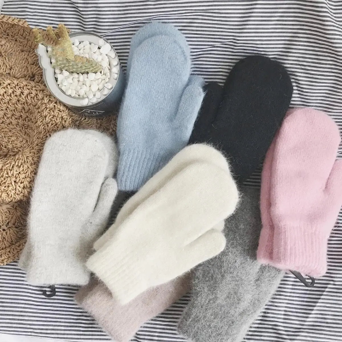 Cashmere Winter Mittens